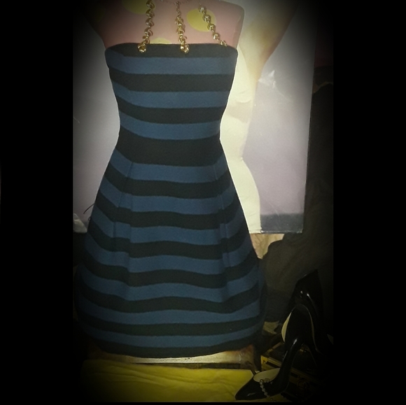 Trina Turk Messily Mercer Strapless Dress - Picture 3 of 5